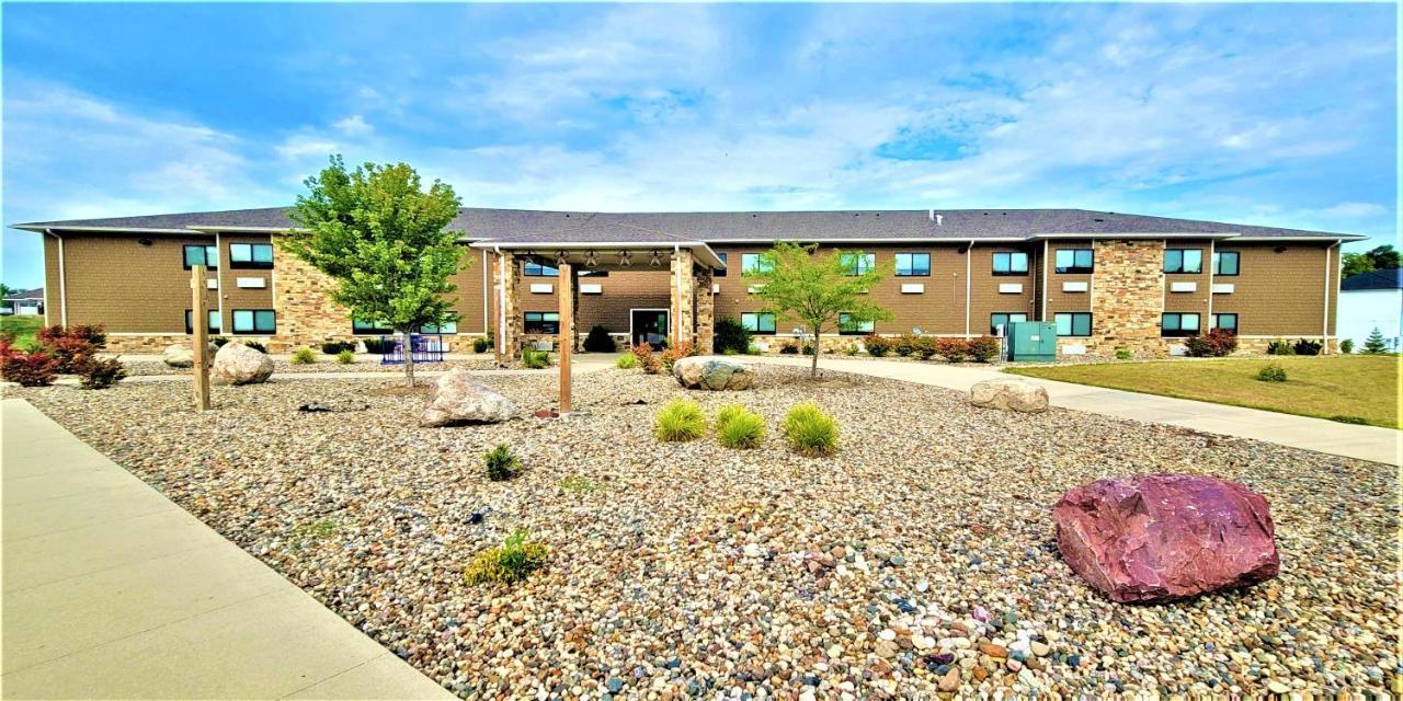Qube Hotel - Polk City Exterior foto